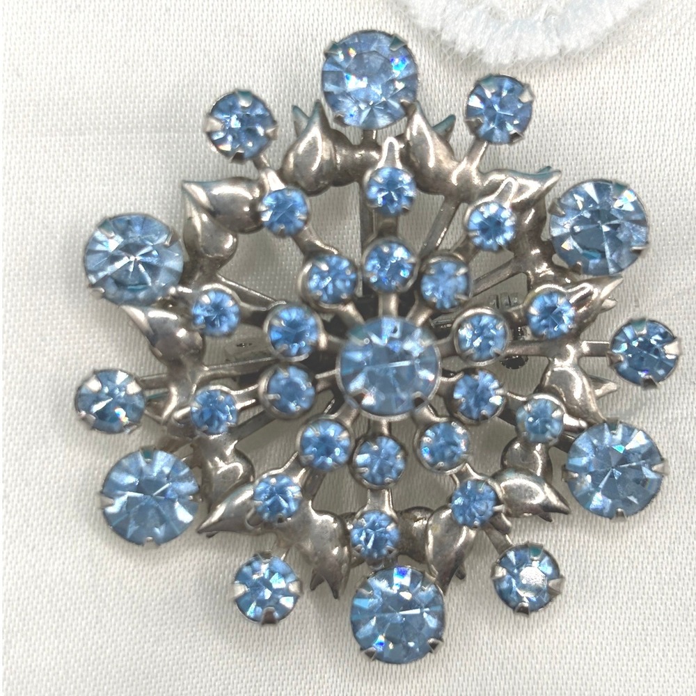Vintage Snowflake Brooch Blue‎ Rhinestone Pin